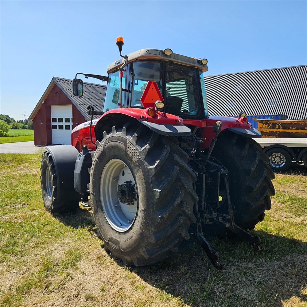 Massey Ferguson MF8470 Dyna VT, année 2006.