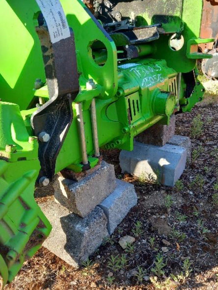 Carter de pont avant pour MERLO P38.10