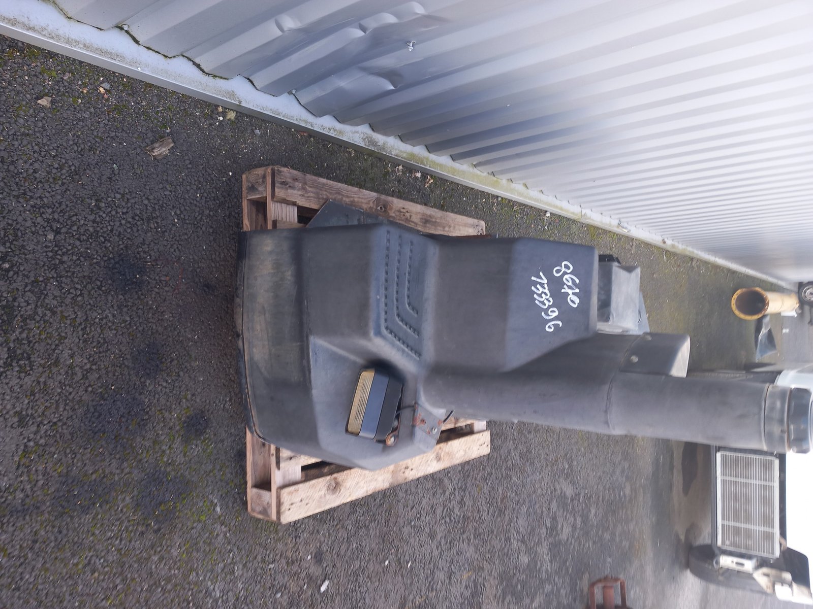 Réservoir à gazole pour FORD 8670