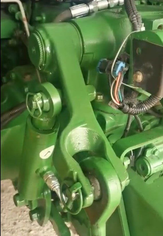 Système hydraulique arrière