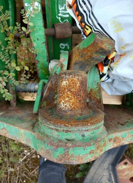 Attelage pour JOHN-DEERE 6115 R JOHN-DEERE 6115 R En stock