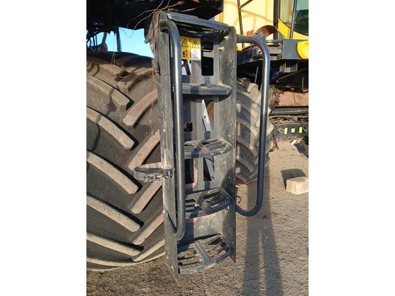 Echelle moissonneuse batteuse pour NEW-HOLLAND CR 8080