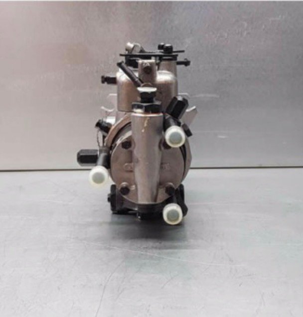 POMPE A INJECTION RENAULT 551 – 551 4S – 556 NEUVE